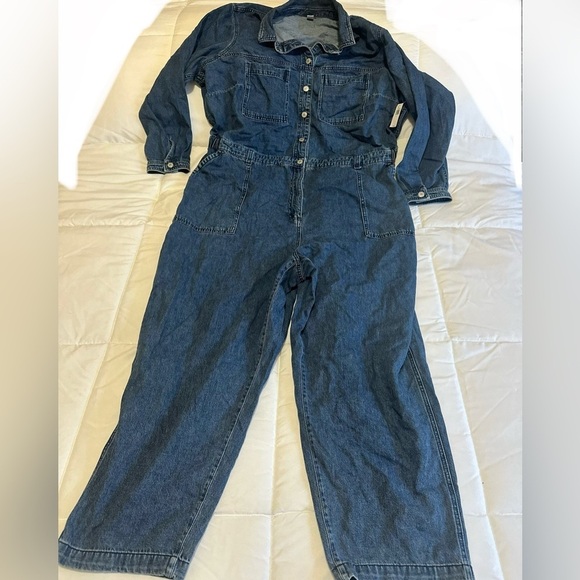 New Old Navy Denim Long sleeve Jumpsuit Sz 3X - Picture 1 of 6